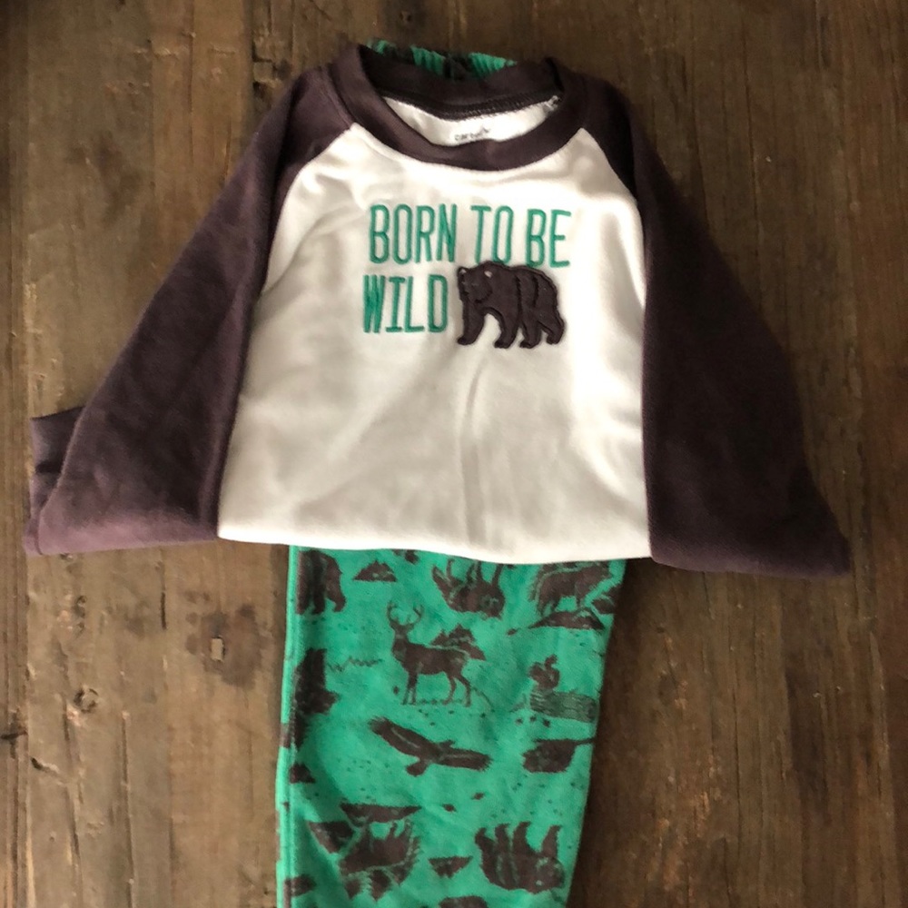 🎈 4 for $15 🎈 fleece PJ set